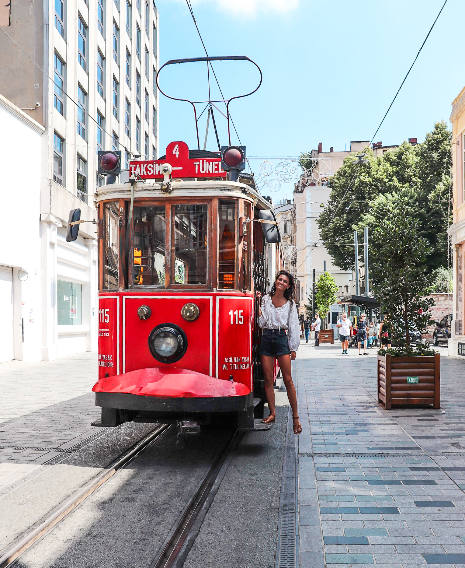 Galata, Istanbul  5 Amazing Places to See | Karakoy - COLORFUL SISTERS